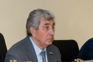 Бюджет принят в первом чтении    